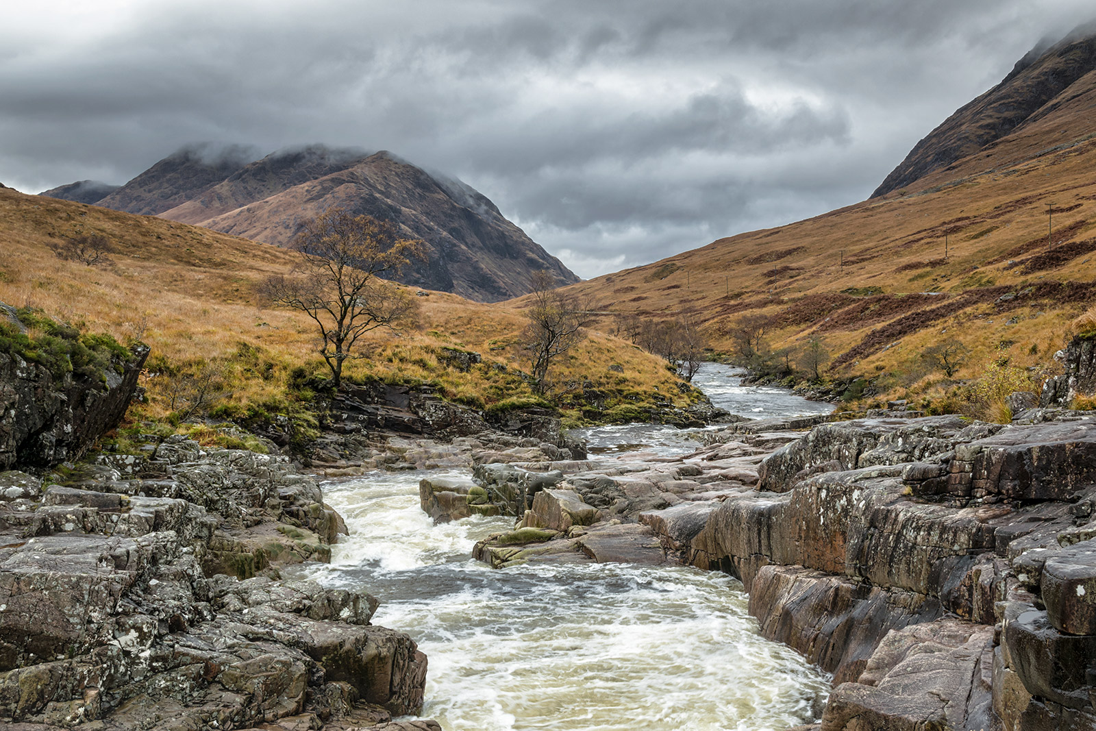 Castles & Lochs Tours